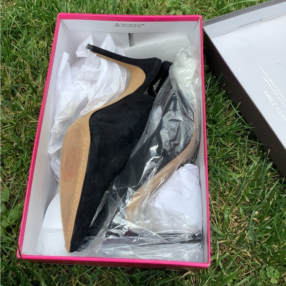 Vince Camuto suede sling back shoes 🖤🖤🖤 - Picture 3 of 9